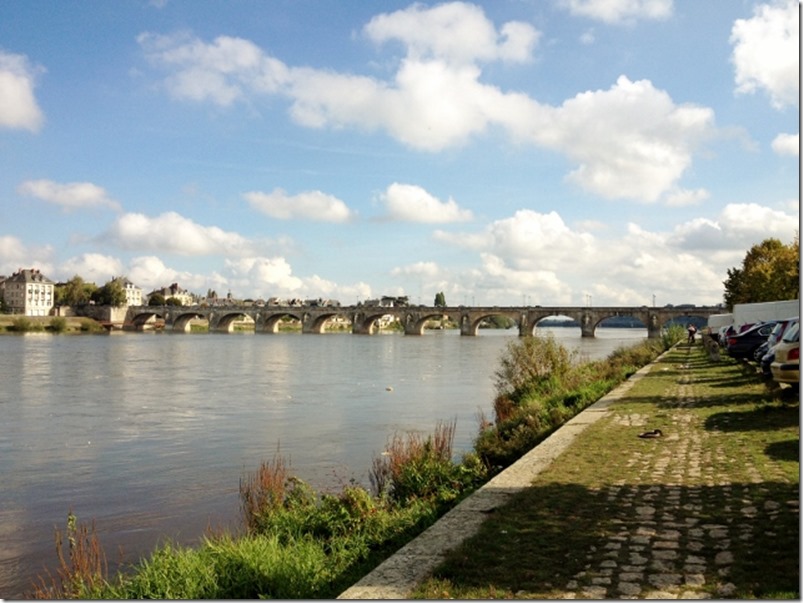2014-10-11 Loire Valley - Saumur to Azay-Le-Rideau (3) (640x480)