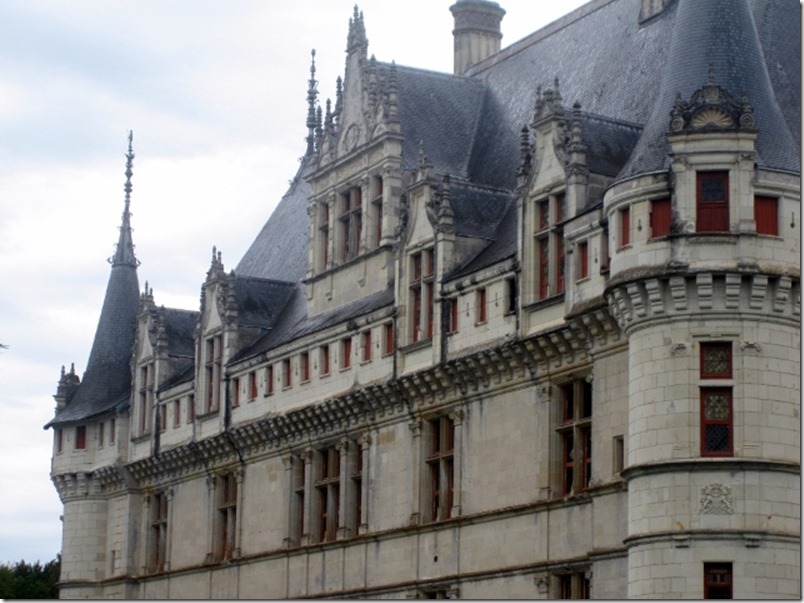 2014-10-12 Loire Valley - Chateau du Azay le Rideau (22) (640x479)