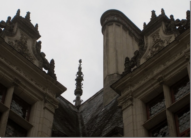 2014-10-12 Loire Valley - Chateau du Azay le Rideau (5) (640x463)