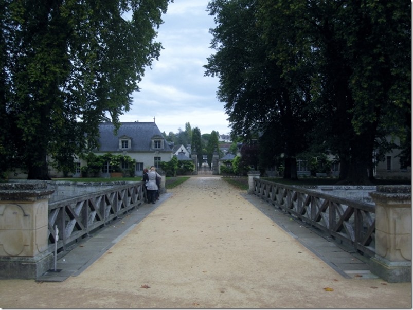 2014-10-12 Loire Valley - Chateau du Azay le Rideau (6) (640x480)