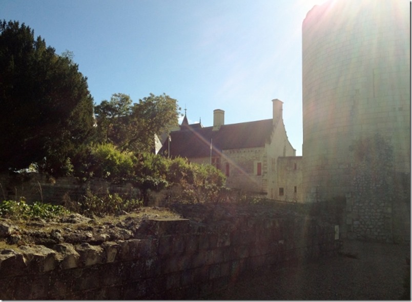 2014-10-13 Loire Valley - Chateau du Chinon & Champigny Sur Verdeu (9) (640x468)