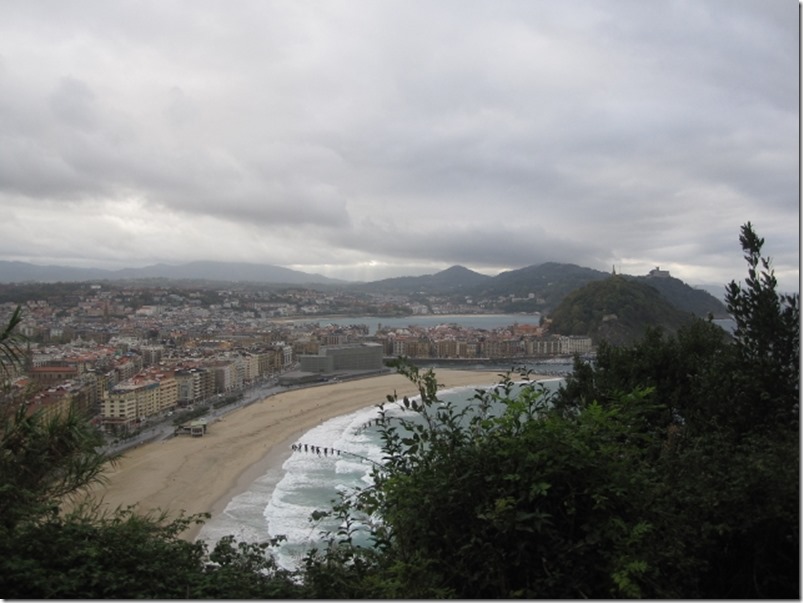 2014-10-21 Day 1 Walk from Passai Donibani to Donosti (17) (640x480)