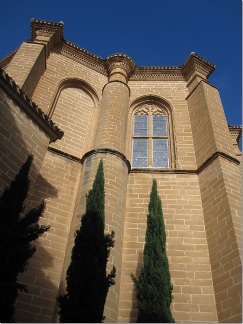 2014-11-09 Monastery and wine museum (21) (480x640)
