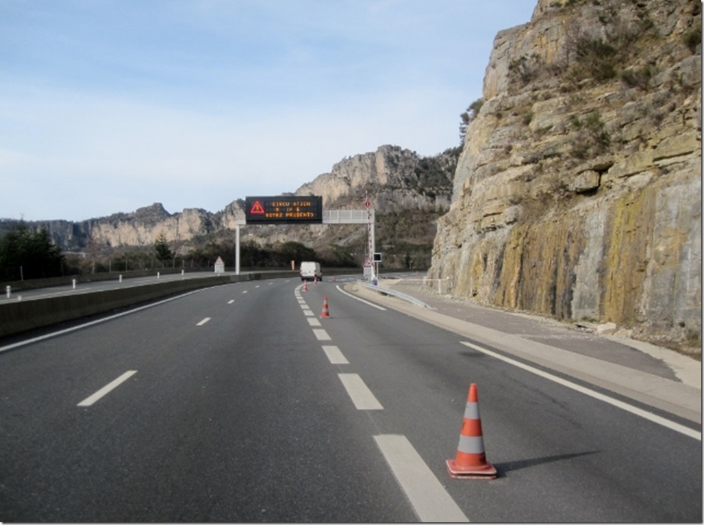 150307 France-Millau Viaduct (1) (640x477)