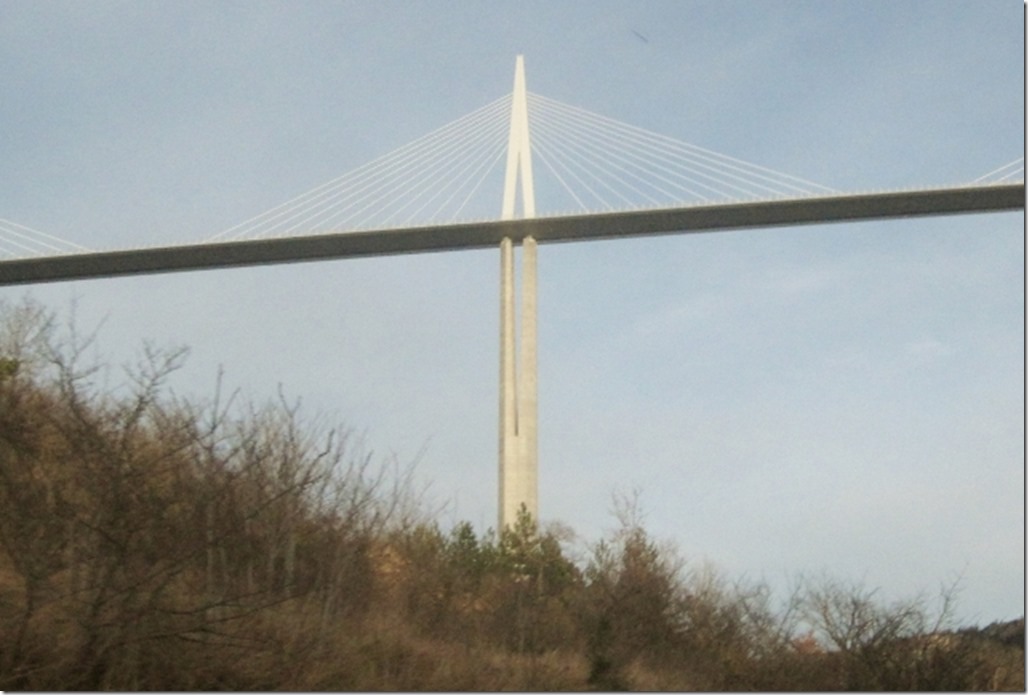 150307 France-Millau Viaduct (22) (640x432)