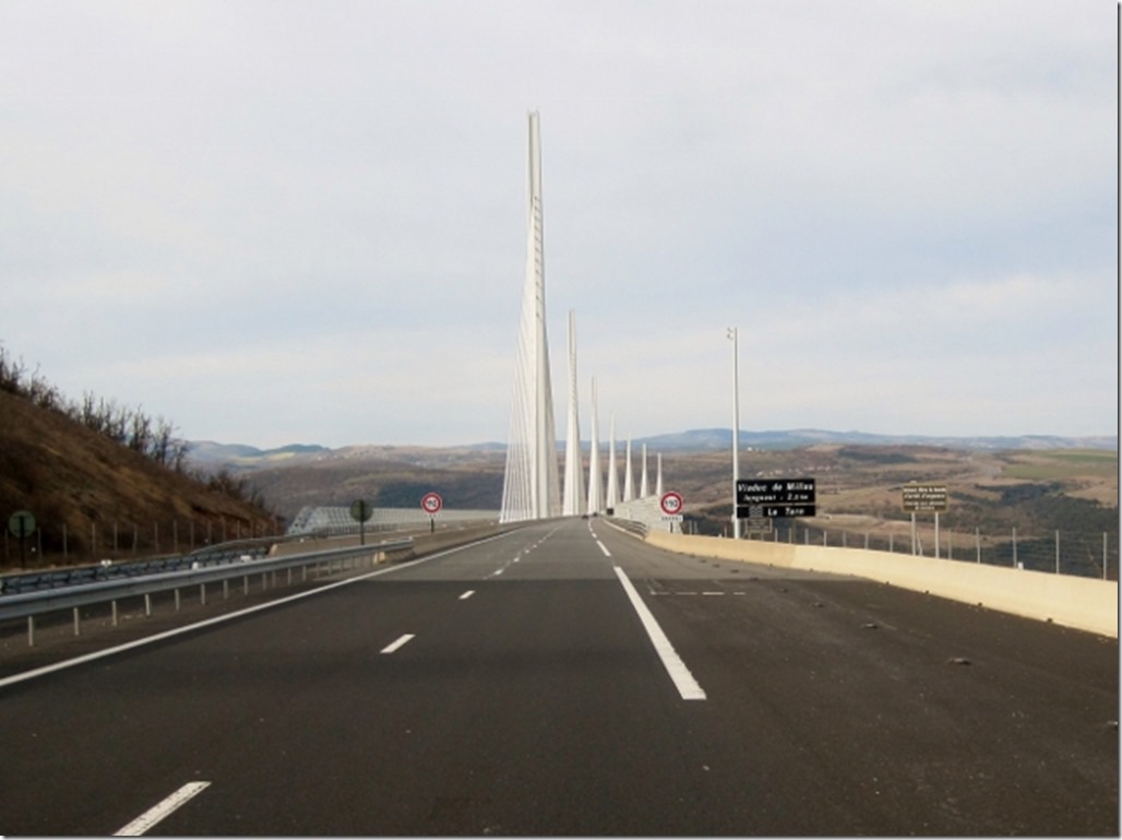 150307 France-Millau Viaduct (4) (640x478)