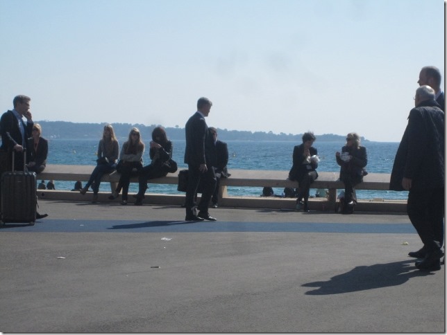 150310 France-Driving along Riviera (4) (640x480)