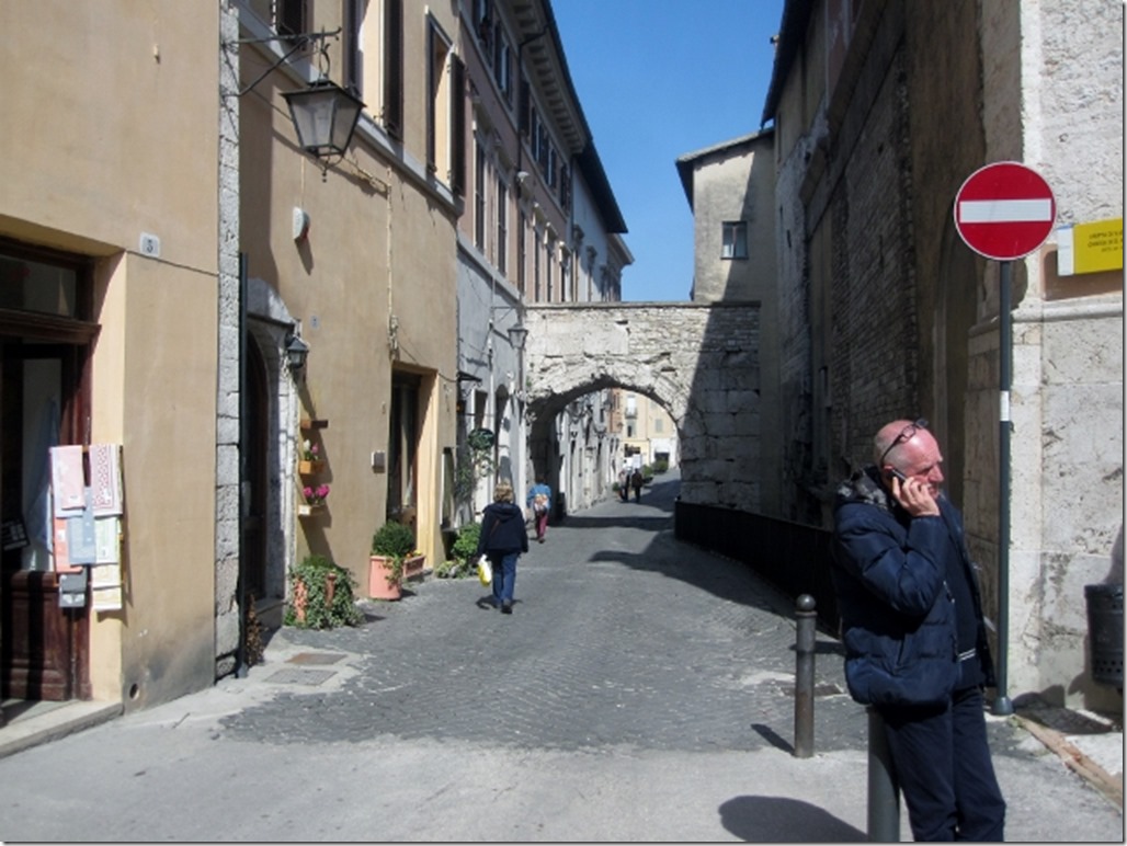 150319 Italy-Spoleto (3) (640x480)