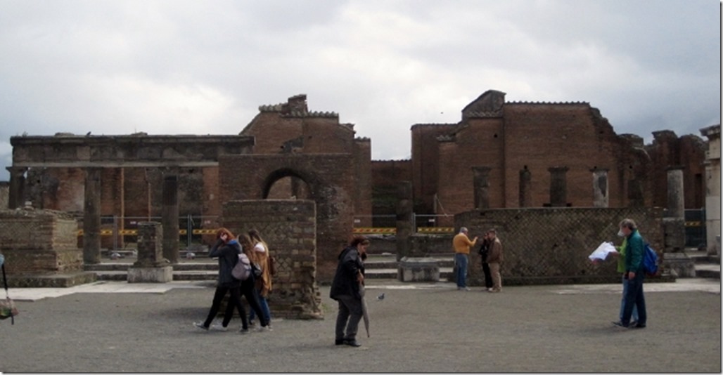 150330 Italy- Pompei (23) (640x331)