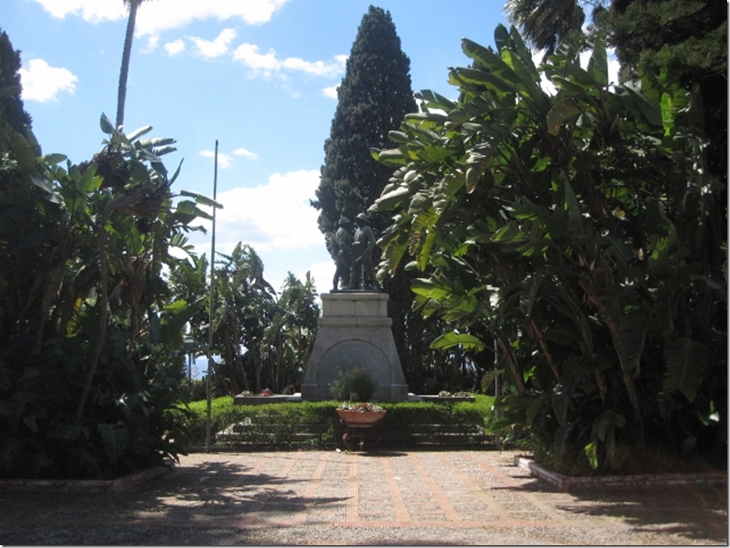 150409 Italy- Taormina (16) (640x480)