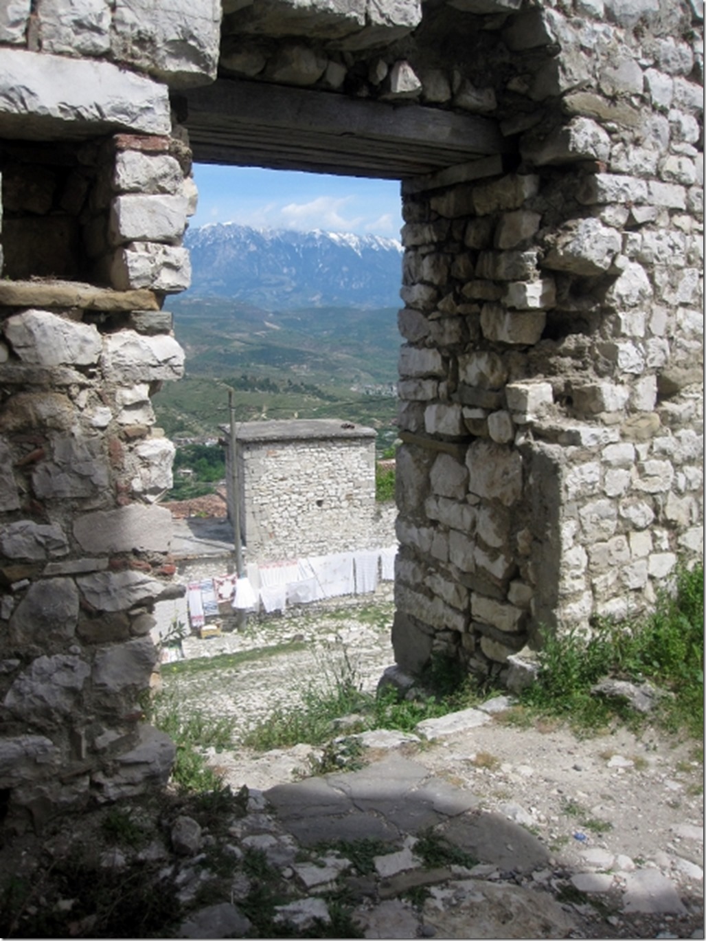150505 Albania- Berat (25) (480x640)