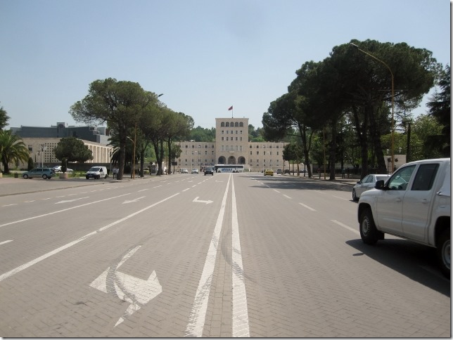 150506 Albania- Tirana (26) (640x480)