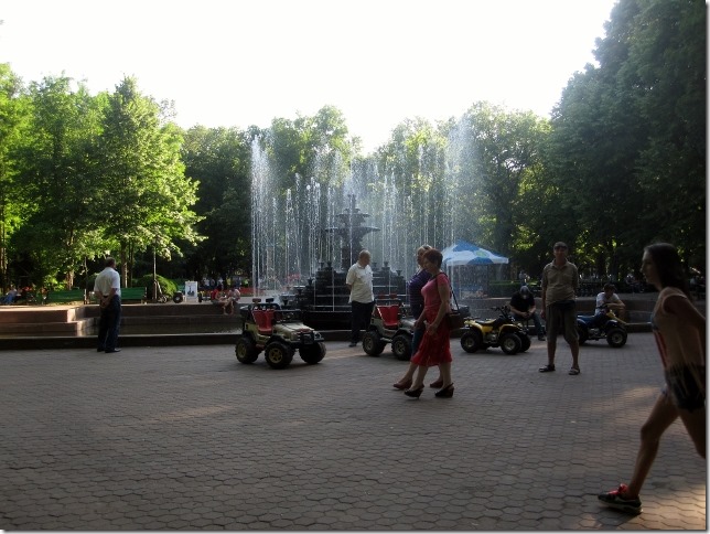 150606 Moldova- Chisinau day 1 (37) (640x480)