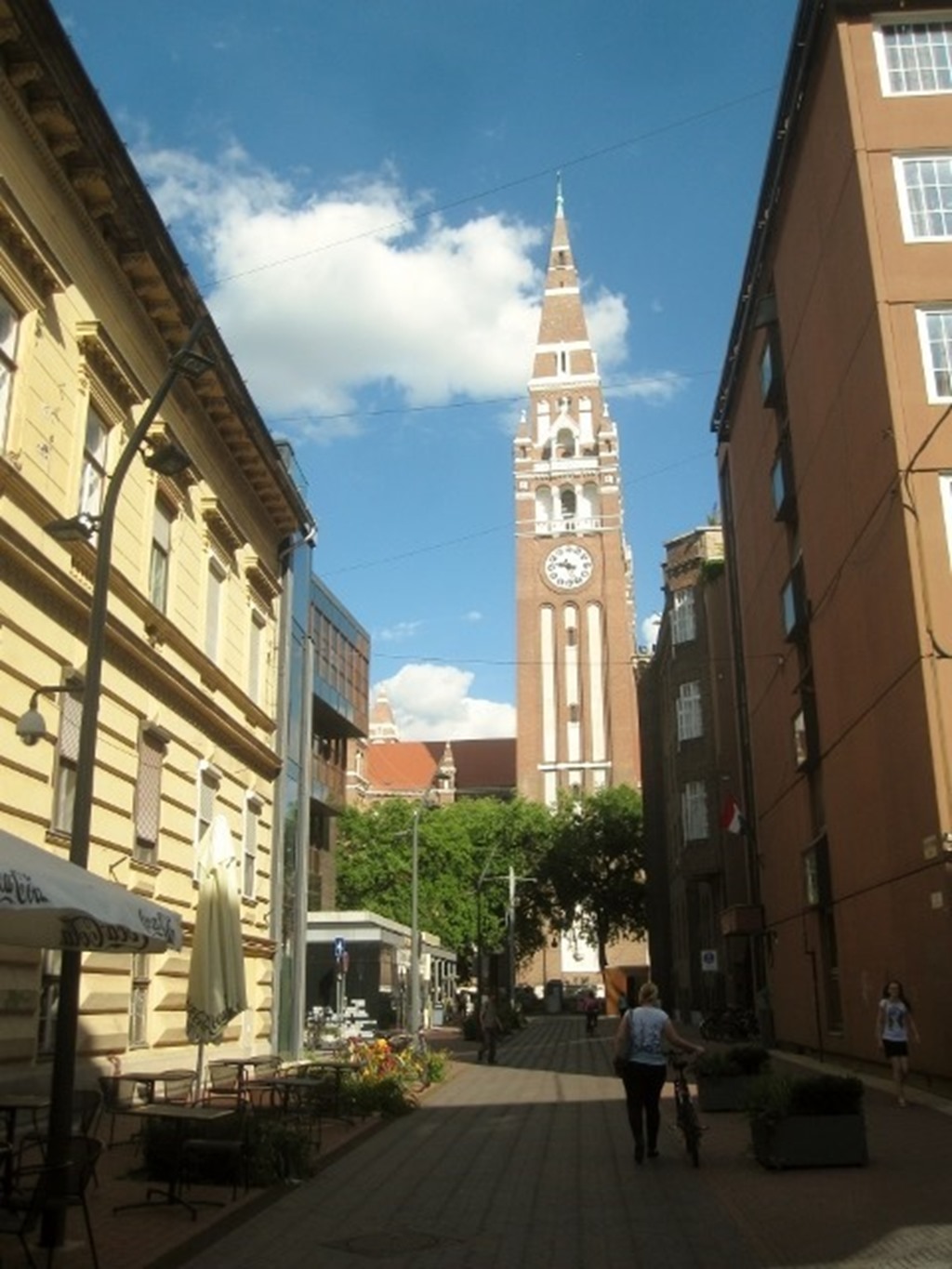 150622 Hungary- Szeged (38) (480x640)_thumb