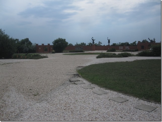 150627 Hungary- Budapest Memento park (32) (640x480)