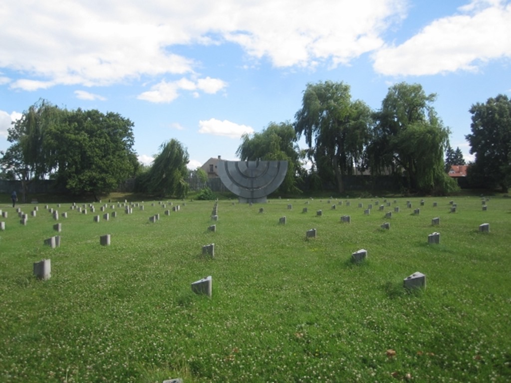 150709 Czech republic- Terezin (6) (640x480)