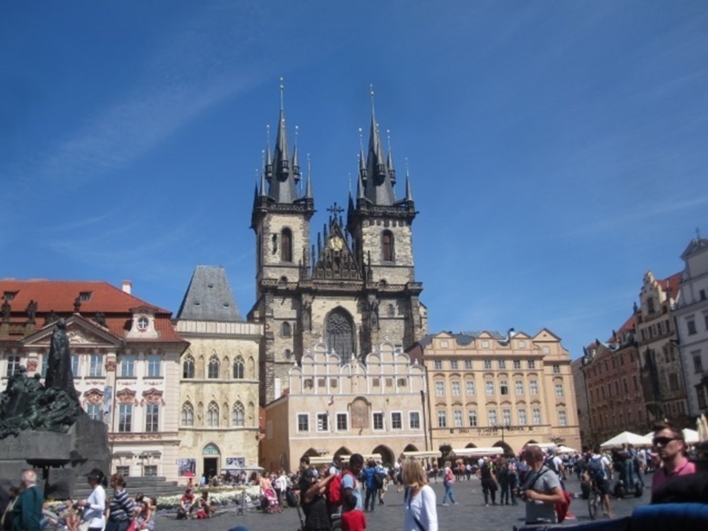 150710 Czech republic- Praha Day 1 (46) (640x480)_thumb