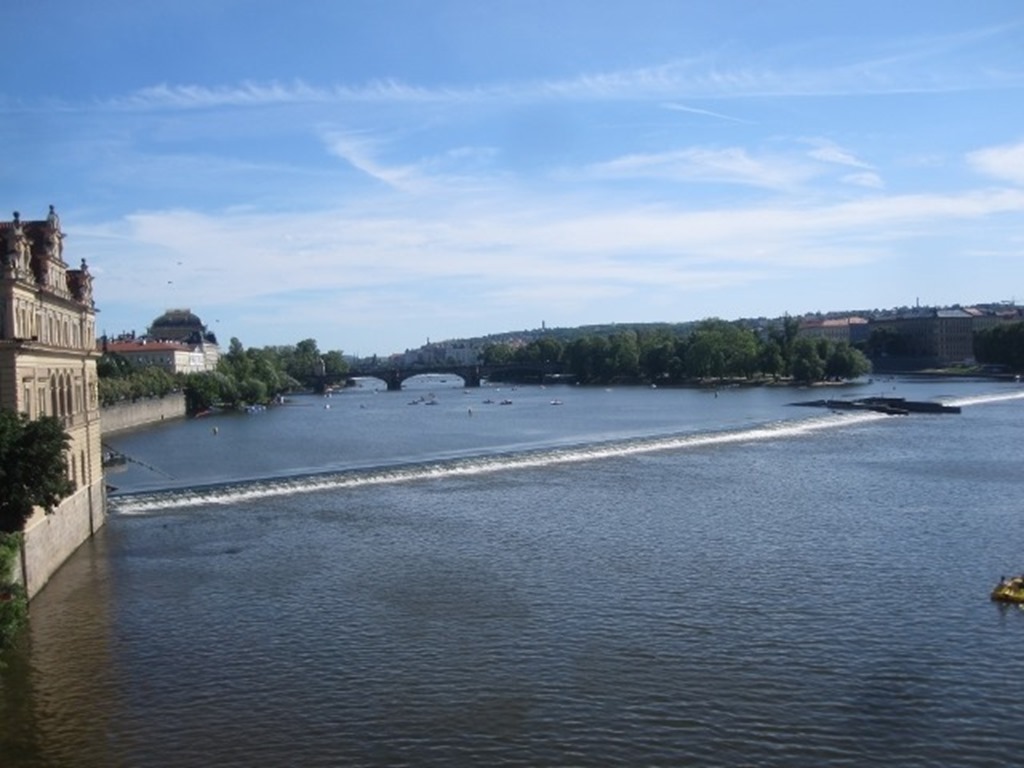 150710 Czech republic- Praha Day 1 (62) (640x480)_thumb