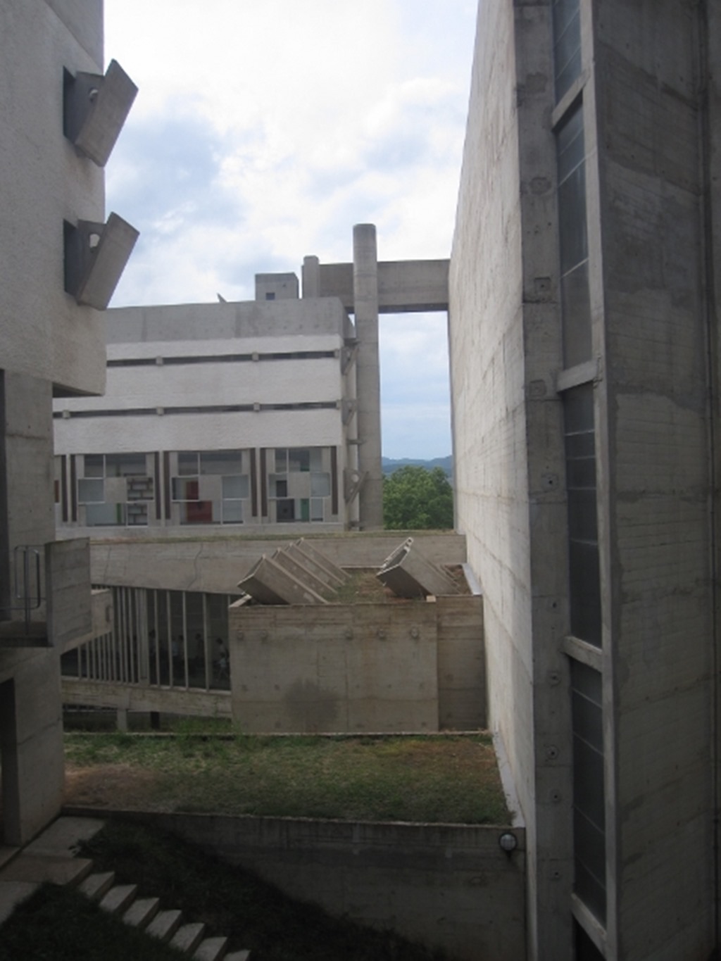 150913 France- La Tourette (29) (480x640)