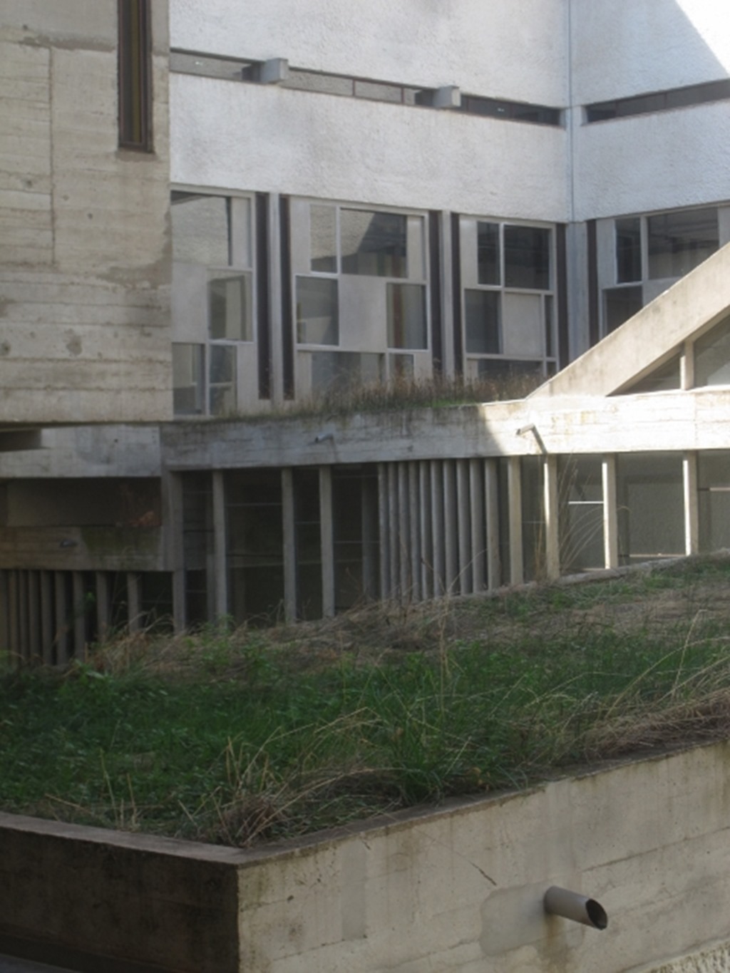 150913 France- La Tourette (6) (480x640)