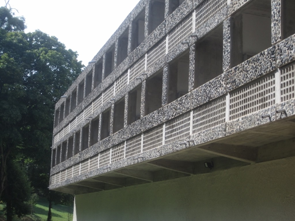 150913 France- La Tourette (7) (640x480)